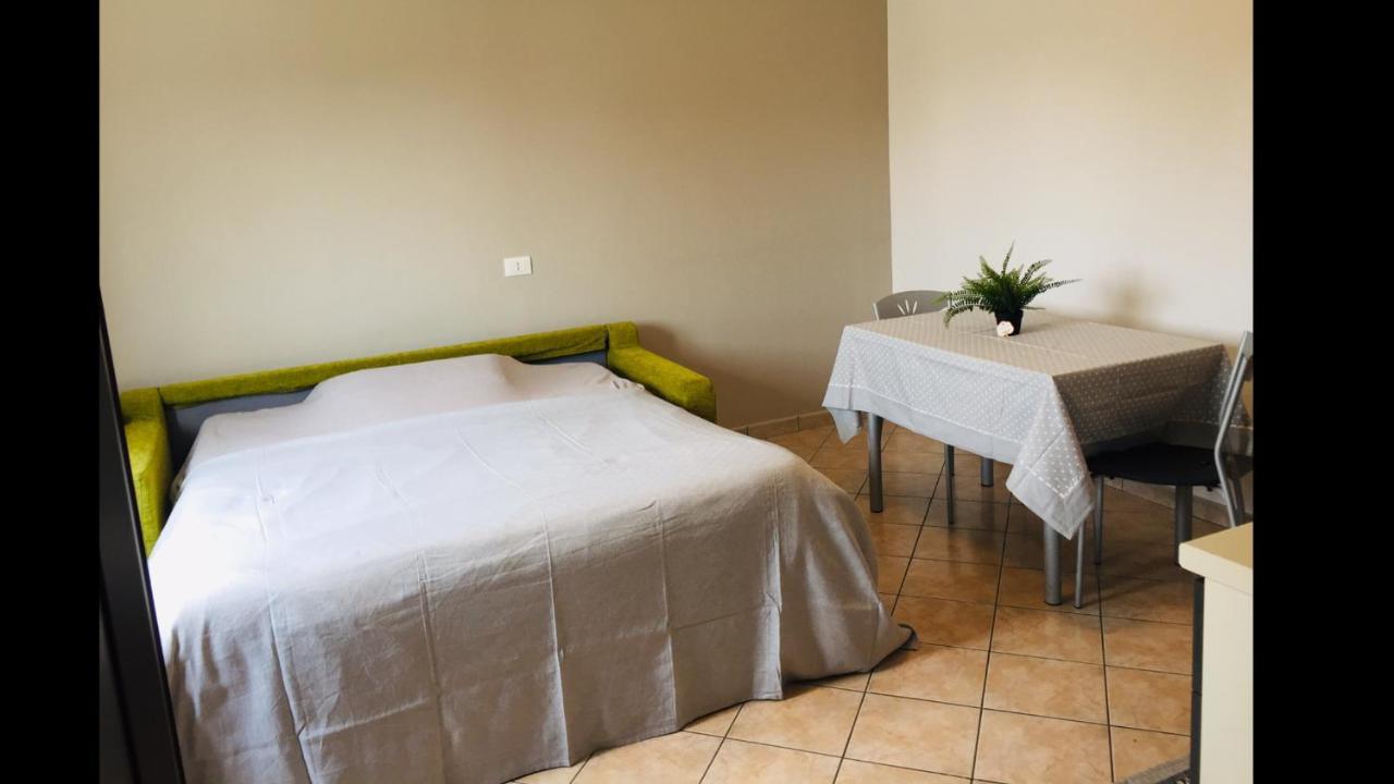 Residenza Manfredi Silvia Ghedi Esterno foto